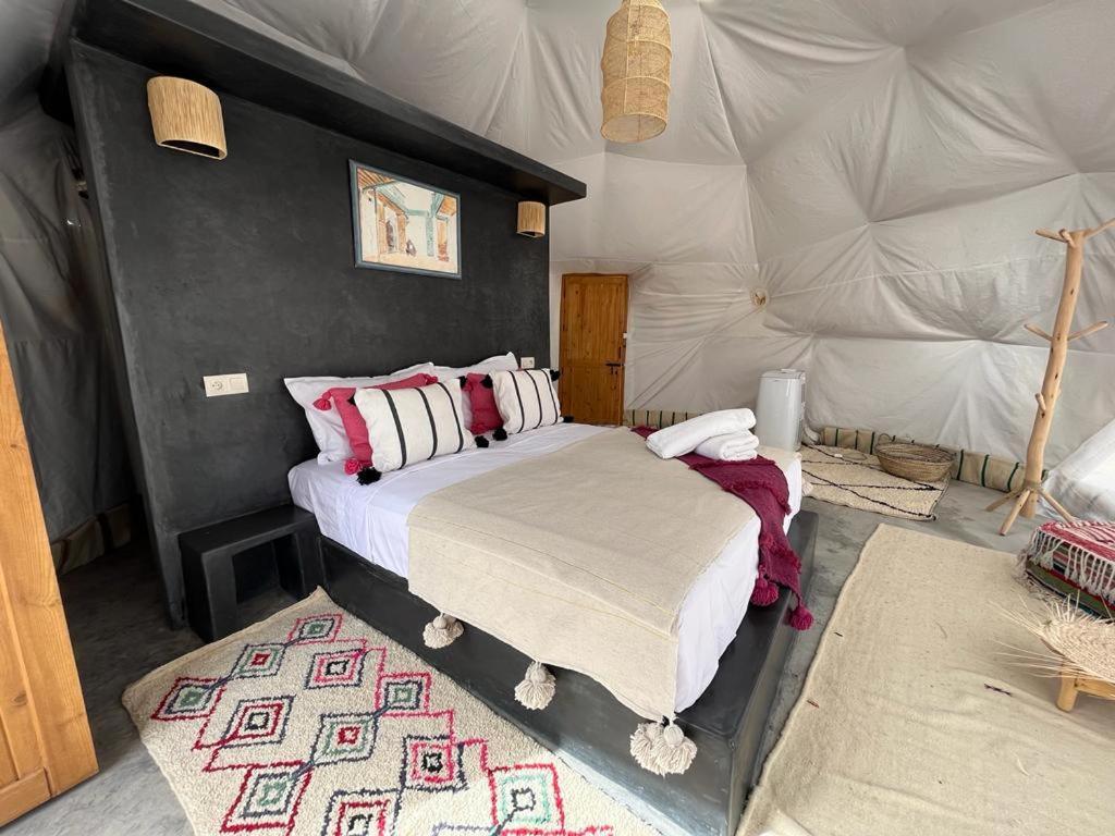 Agafay Valley Luxe tent Marrakesh